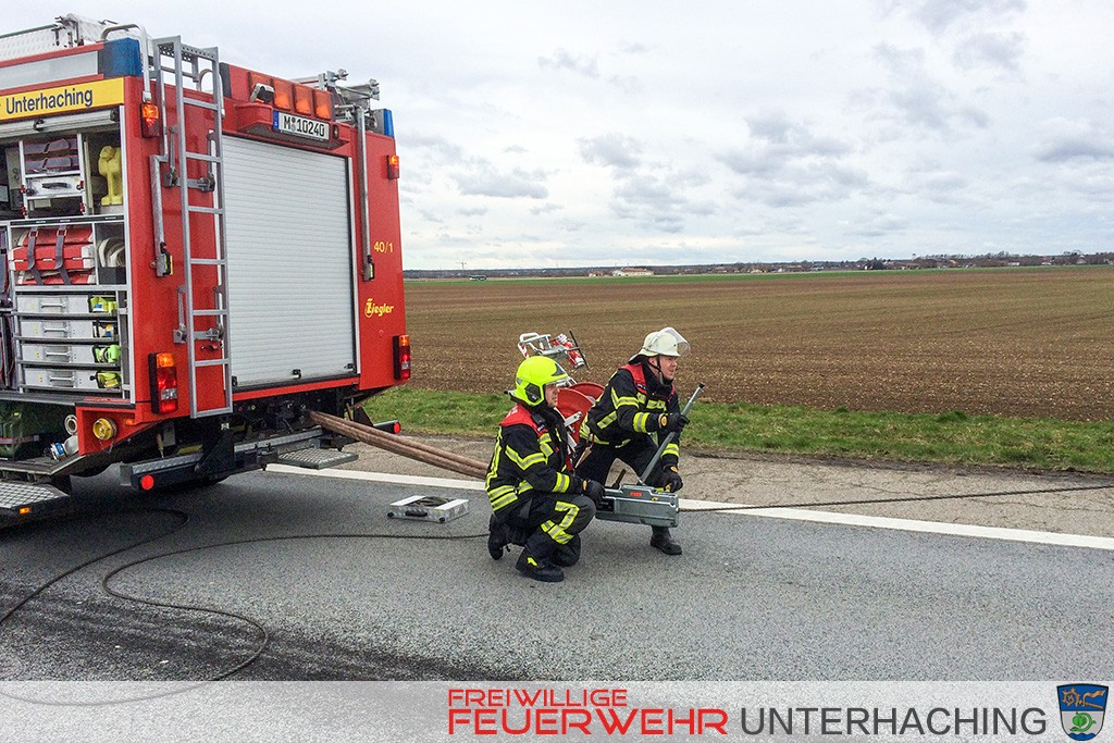 A8 - Umgestürzter Anhänger - Sturmtief Niklas